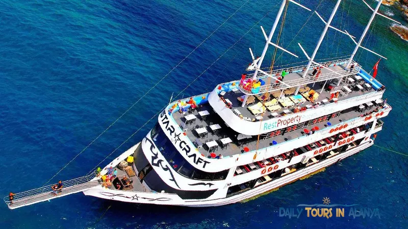 Alanya Starcraft Boat Tour image 0
