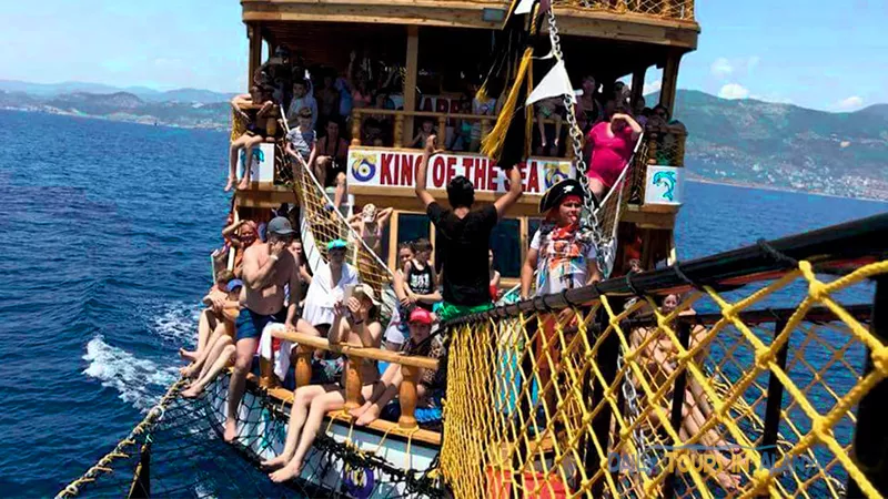 Barbossa Alanya Pirate Boat Tour image 9