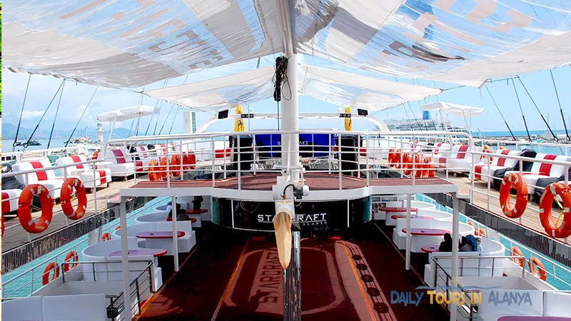 Alanya Starcraft Boat Tour image 8