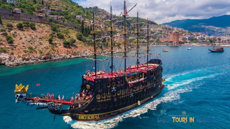 Alanya Big Kral Boat Tour image 3