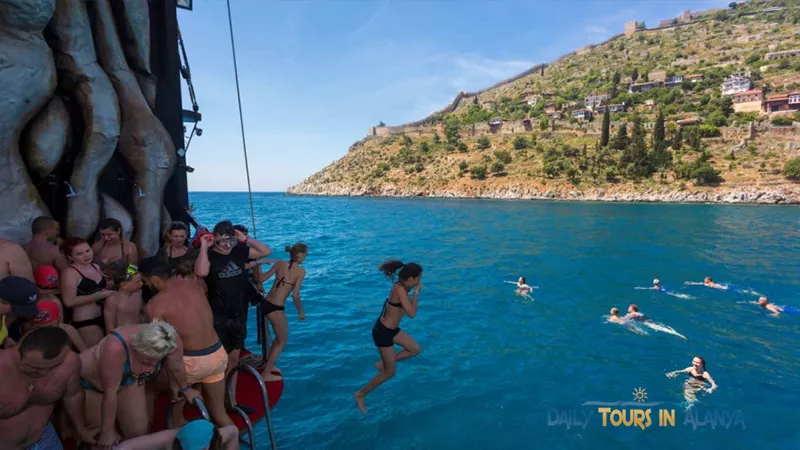 Alanya Big Kral Boat Tour image 6