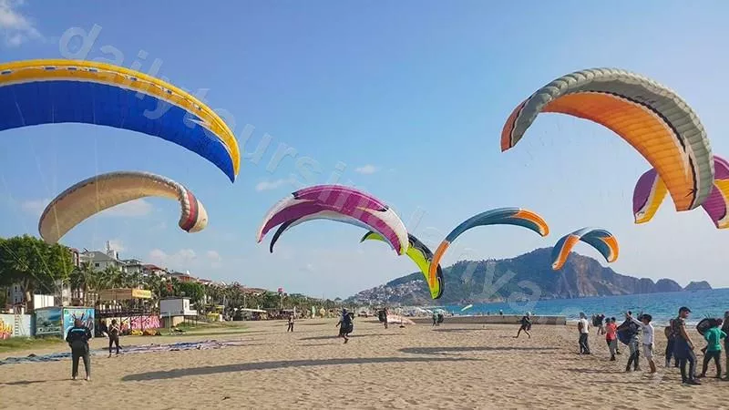 Alanya Yamaç Paraşütü image 2