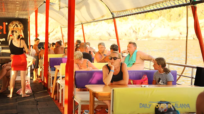 Alanya All Inclusive Sunset Boat Tour image 7
