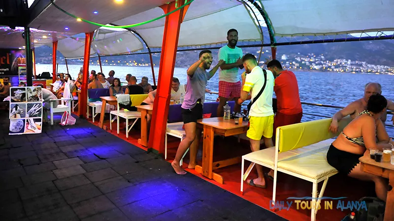Alanya All Inclusive Sunset Boat Tour image 9