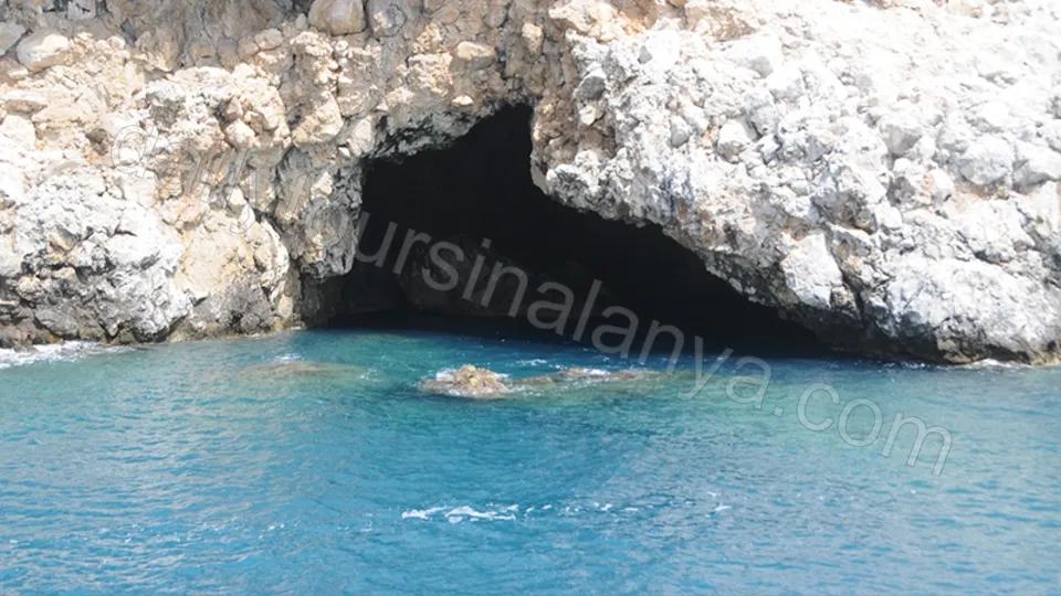 Alanya Pirate Boat Tour photo 14