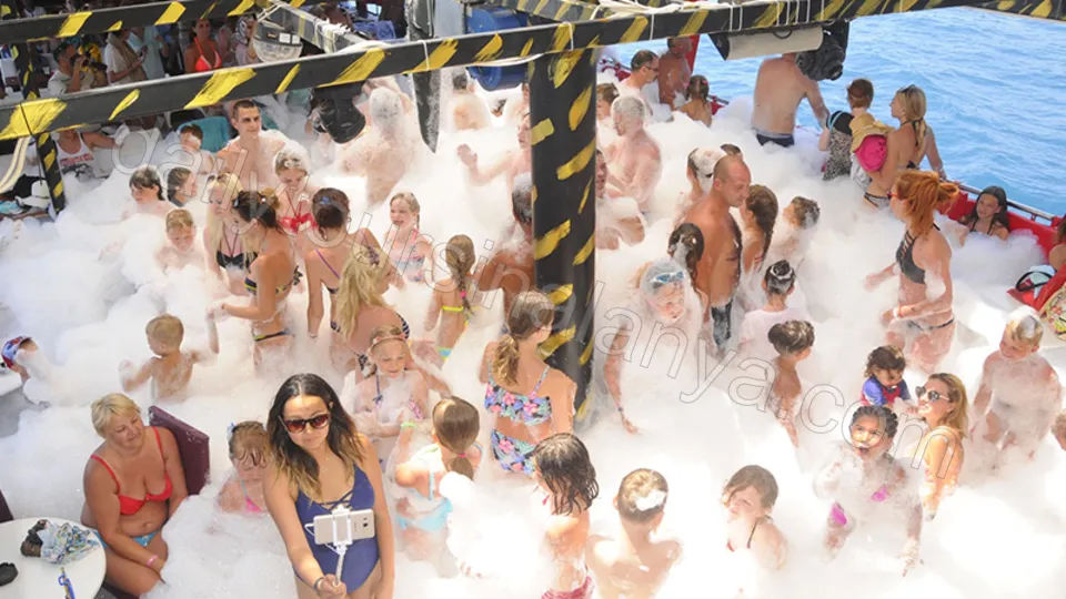 Alanya Pirate Boat Tour photo 8