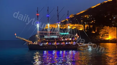 Alanya Night Party Boat Tour