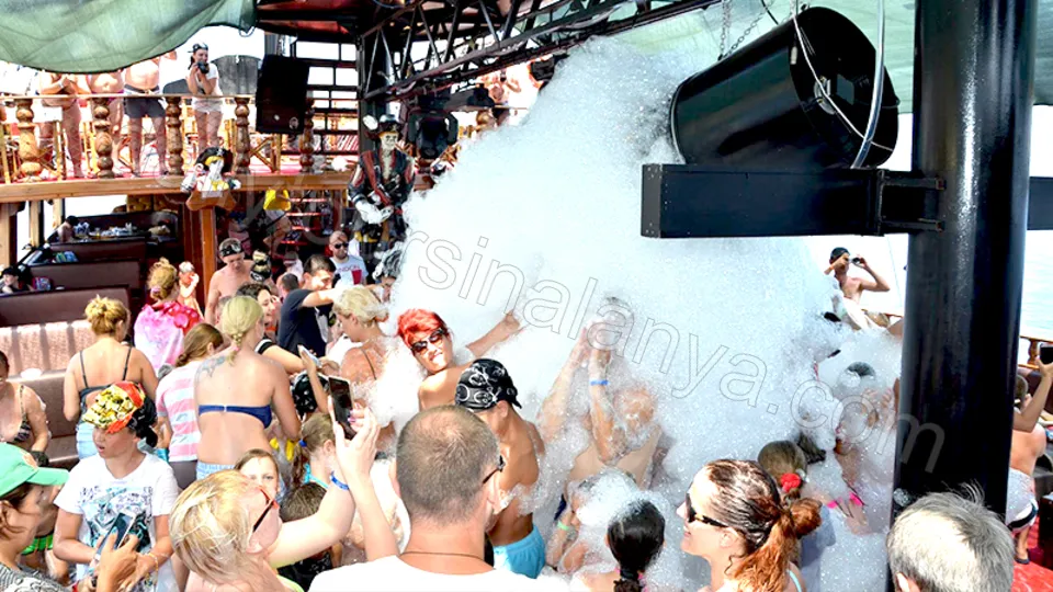 Alanya Grand Troys Pirate Boat Tour photo 9