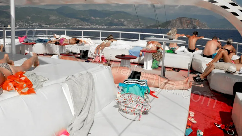 Starcraft båttur i Alanya photo 2