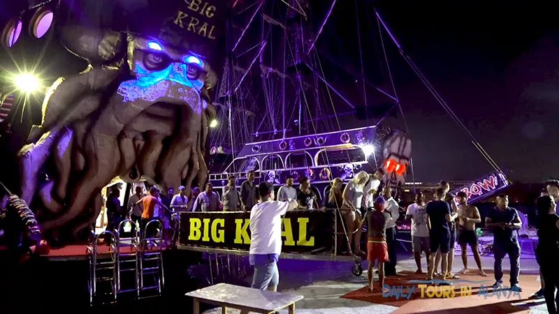 Big Kral Alanya Night Party Boat Tour image 0