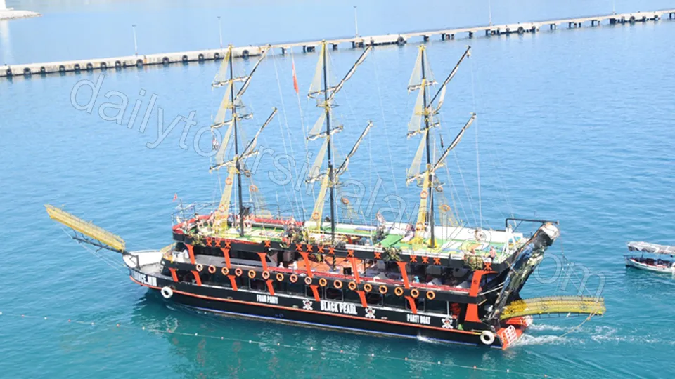 Alanya All Inclusive Boat Tour photo 13