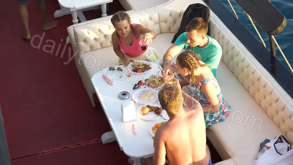 Big Kral Sunset Boat Tour photo 2