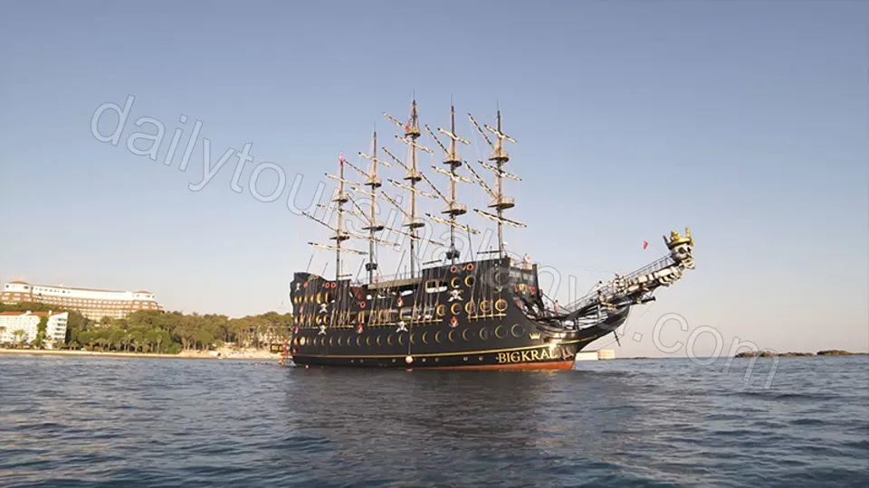 Big Kral Sunset Boat Tour photo 24