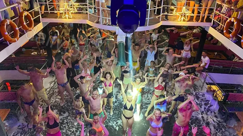 Alanya Starcraft Night Party Boat Tour photo 16