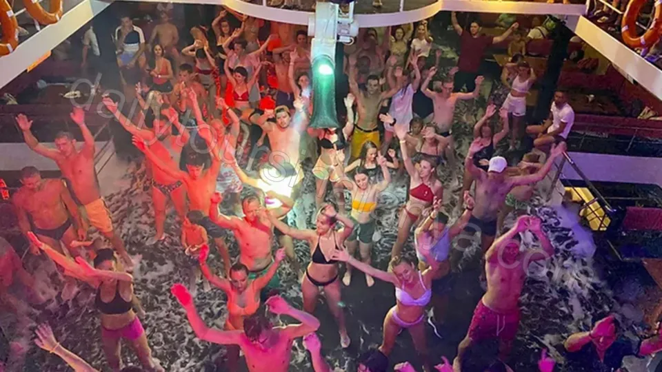 Alanya Starcraft Night Party Boat Tour photo 17