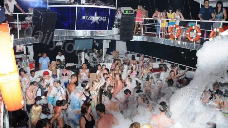 Alanya Starcraft Night Party Boat Tour photo 20