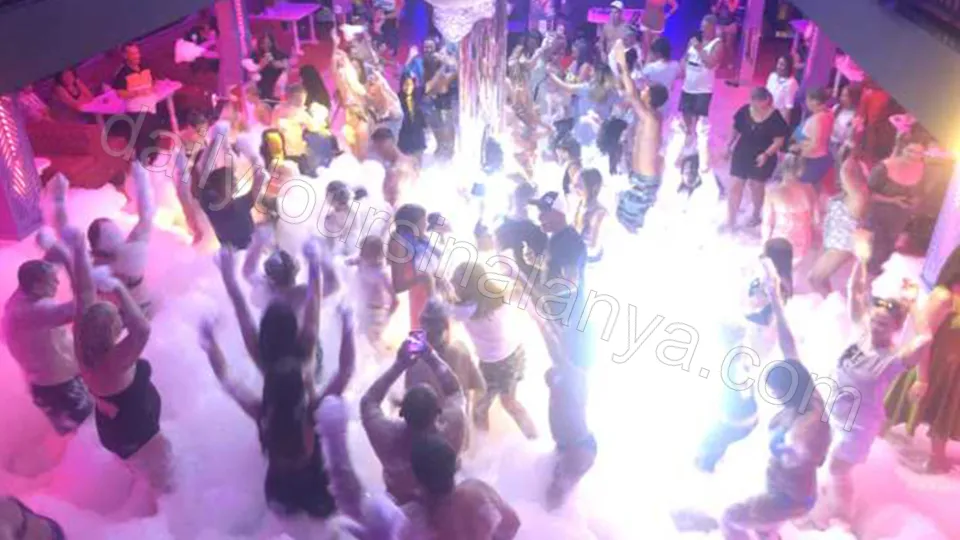 Alanya Starcraft Night Party Boat Tour photo 24