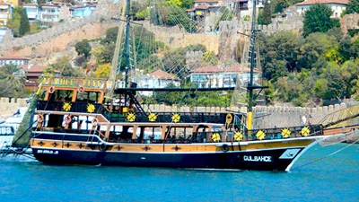 Релакс яхта в Алании