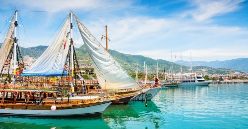 alanya harbour tour boats