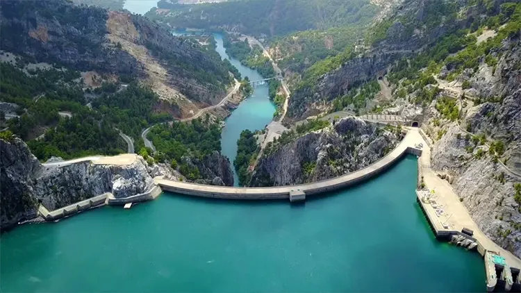 Green canyon view from Oymapınar dam