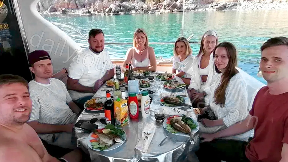 Khaleesi Deluxe photo 5