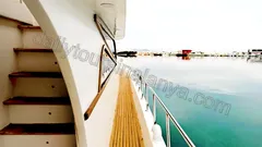 Queen Vip nav photo 20