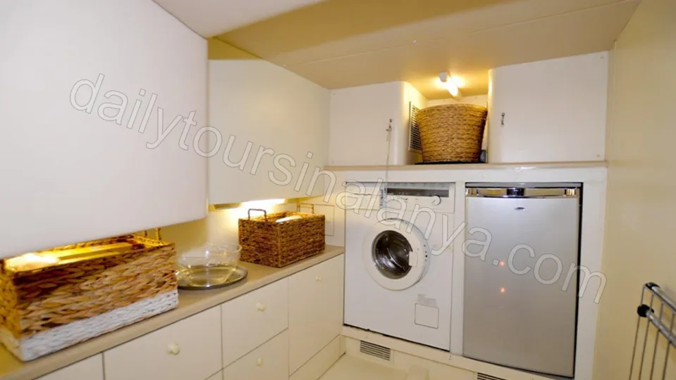 Moonlight Luxury photo 11