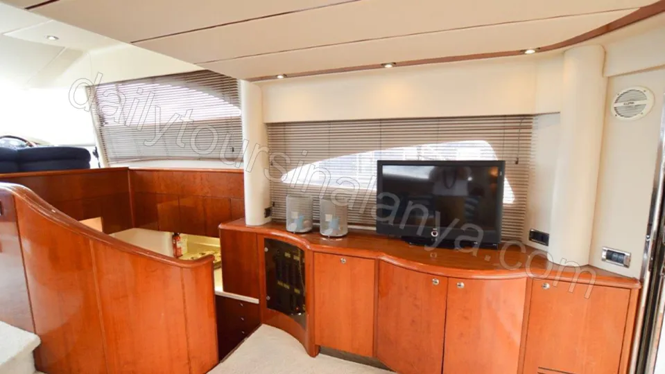 Moonlight Luxury photo 14