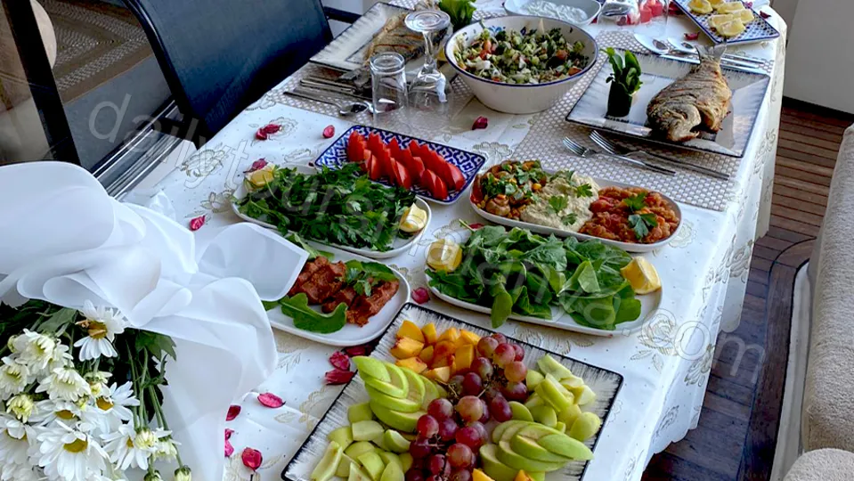 Moonlight Luxury photo 3