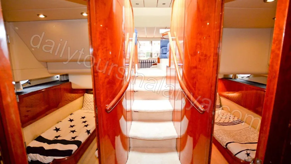 Moonlight Luxury photo 8