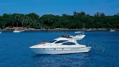 La Perla nav photo 1