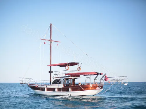 Santiano rental yacht photo